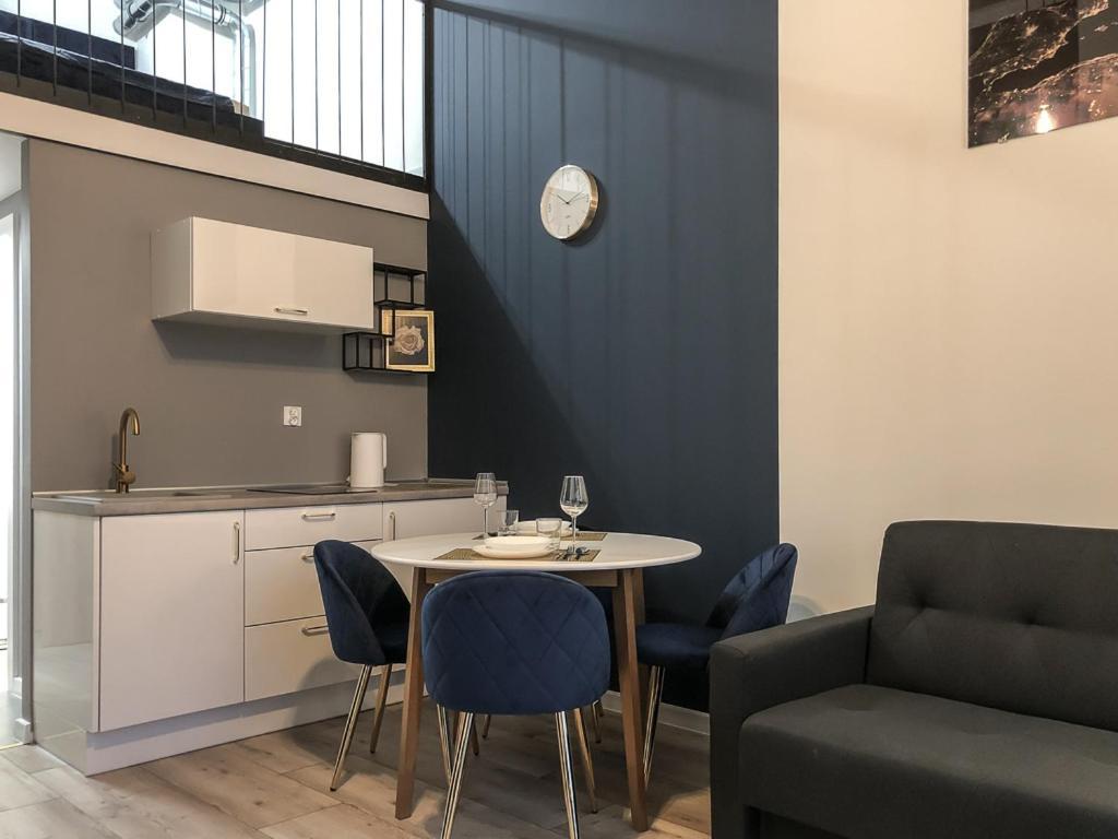 Airport Apartment Wroclaw Ngoại thất bức ảnh