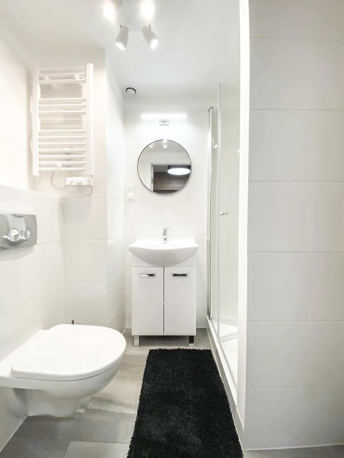 Airport Apartment Wroclaw Ngoại thất bức ảnh