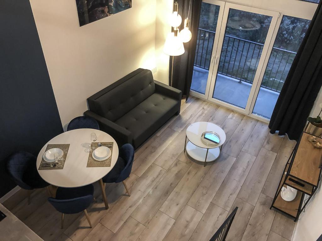 Airport Apartment Wroclaw Ngoại thất bức ảnh